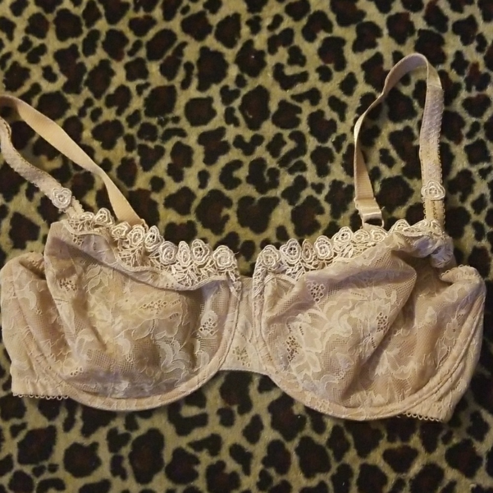 Bra 38DD
